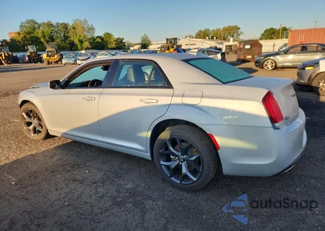 2023 Chrysler 300 S из США, поврежденный, VIN 2C3CCABG5PH509645